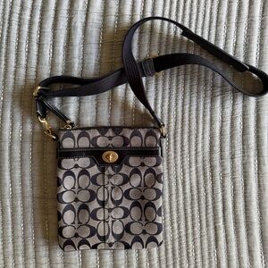 Coach Signature Black Crossbody Bag Adjustable Strap